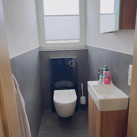 Appartement 2 *
